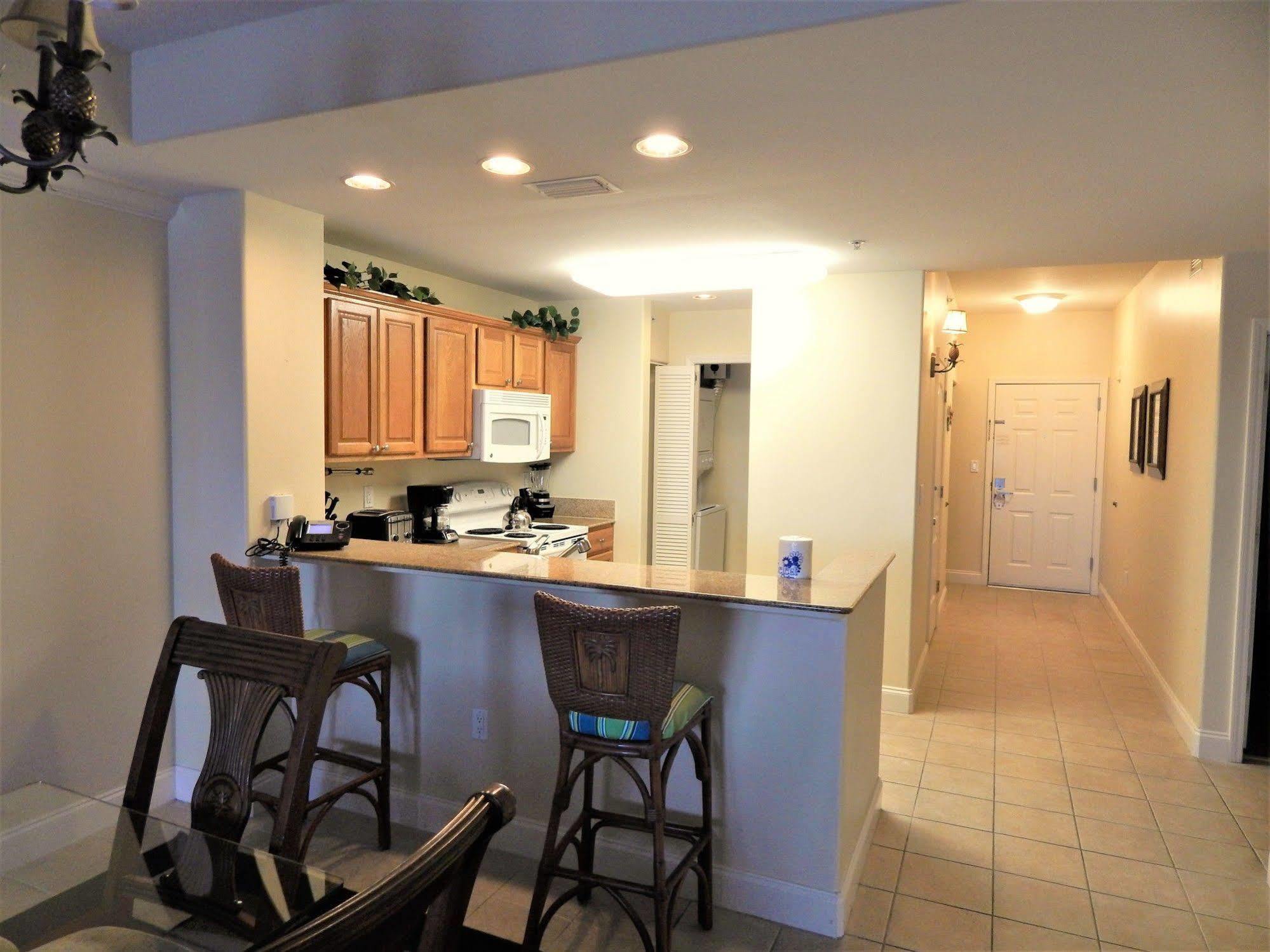 Lexington Vacations By Stark Hospitality Lacul Buena Vista Exterior foto