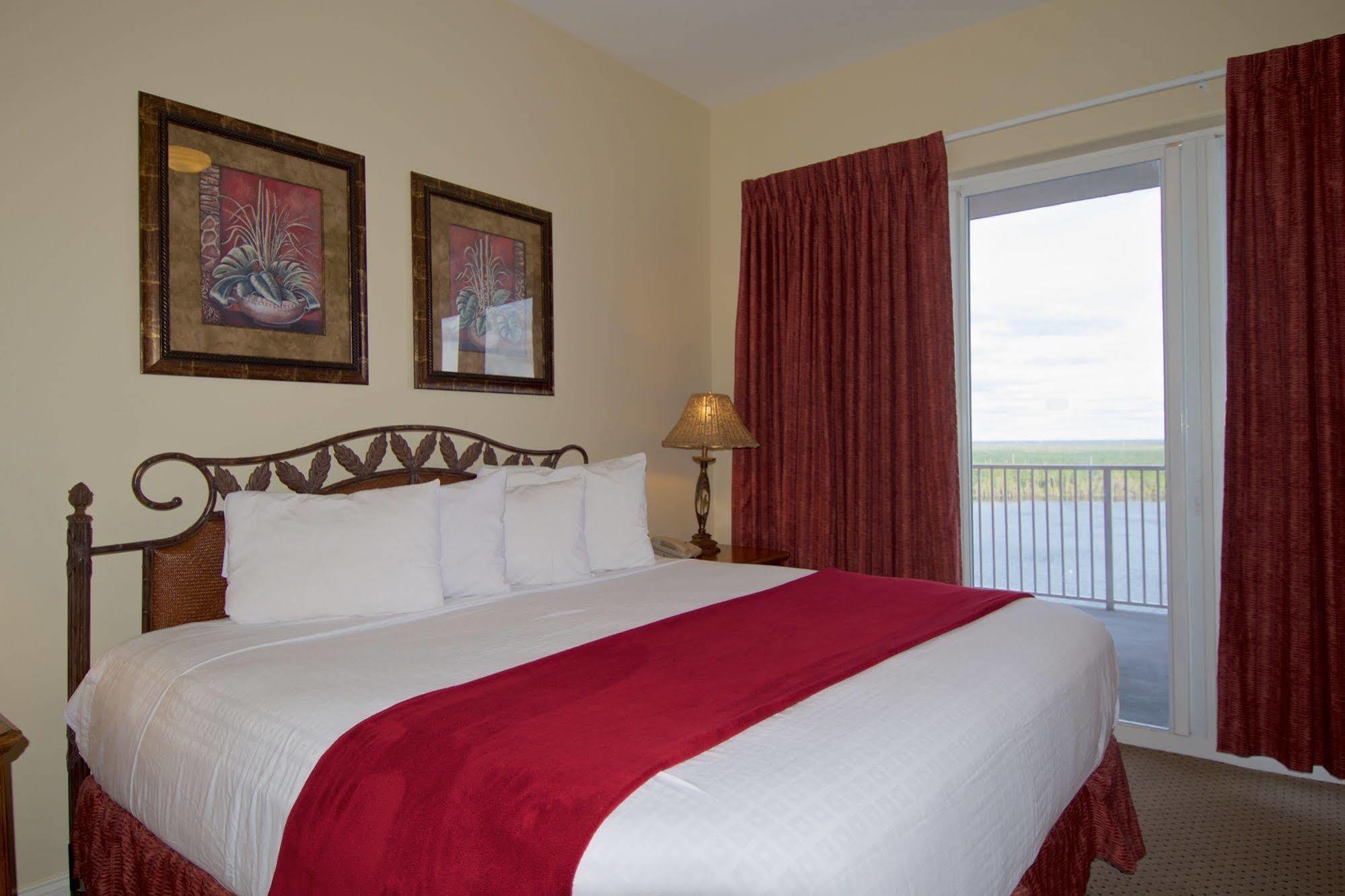 Lexington Vacations By Stark Hospitality Lacul Buena Vista Exterior foto