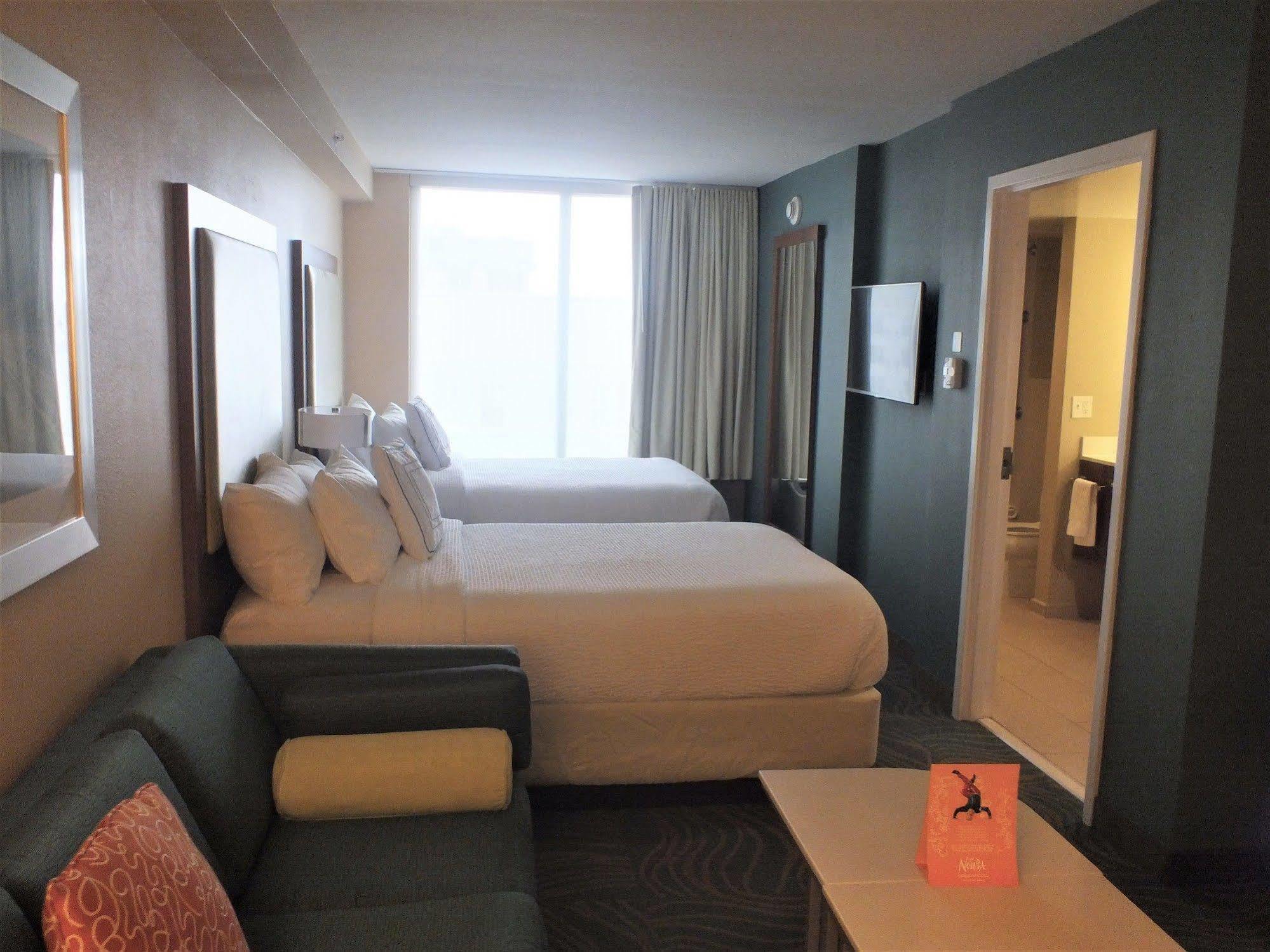 Lexington Vacations By Stark Hospitality Lacul Buena Vista Exterior foto